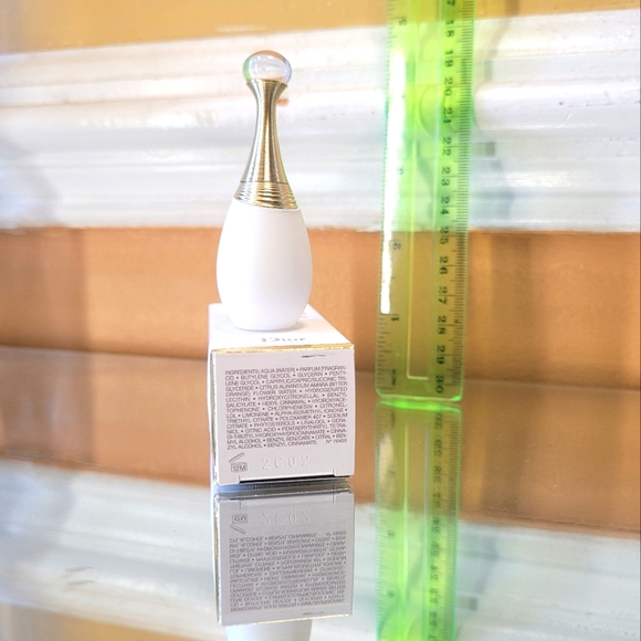 - Dior  5 mini - Picture 7 of 9